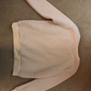 Faux fur pullover white